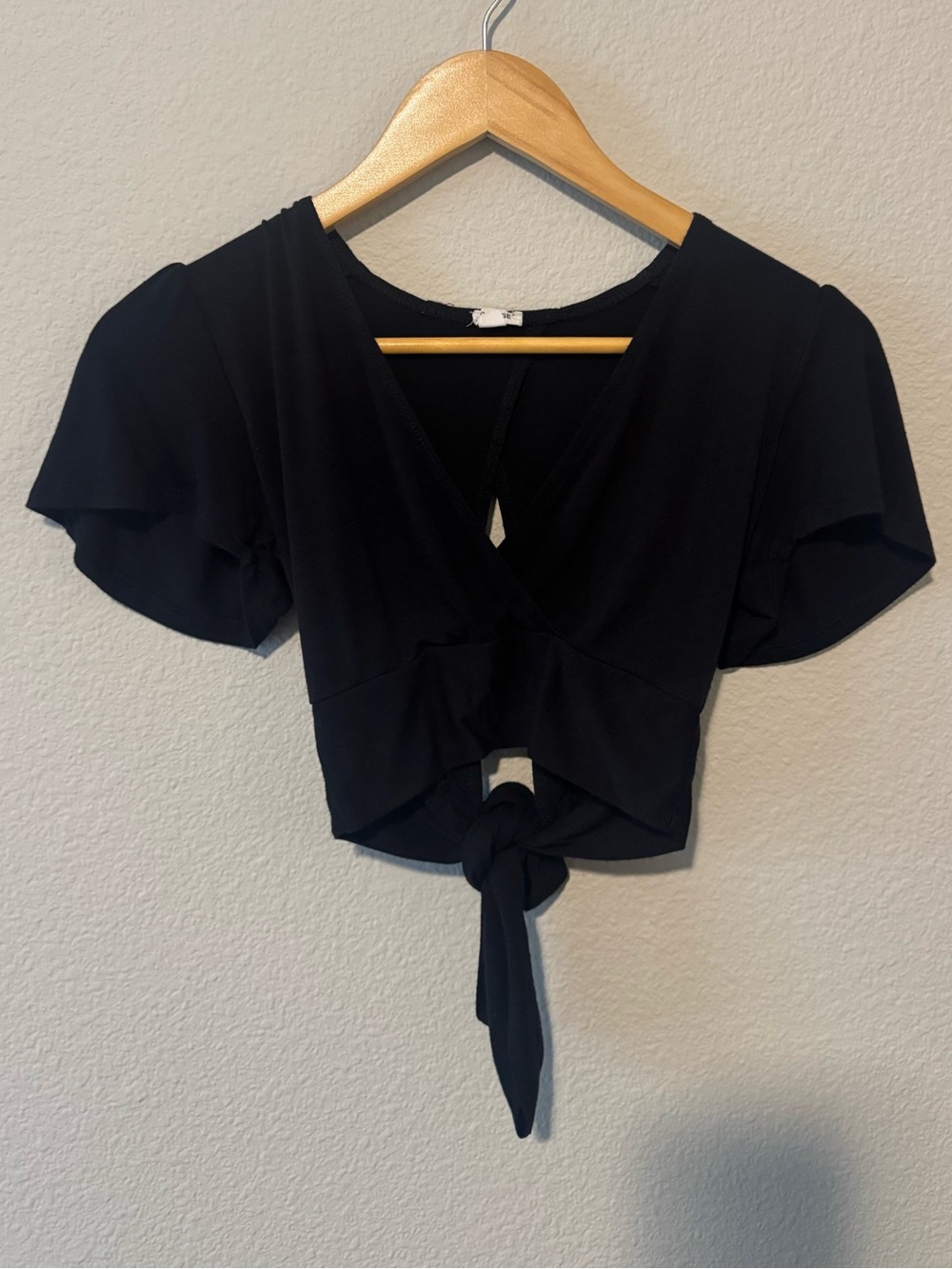 Garage wrap tie crop top